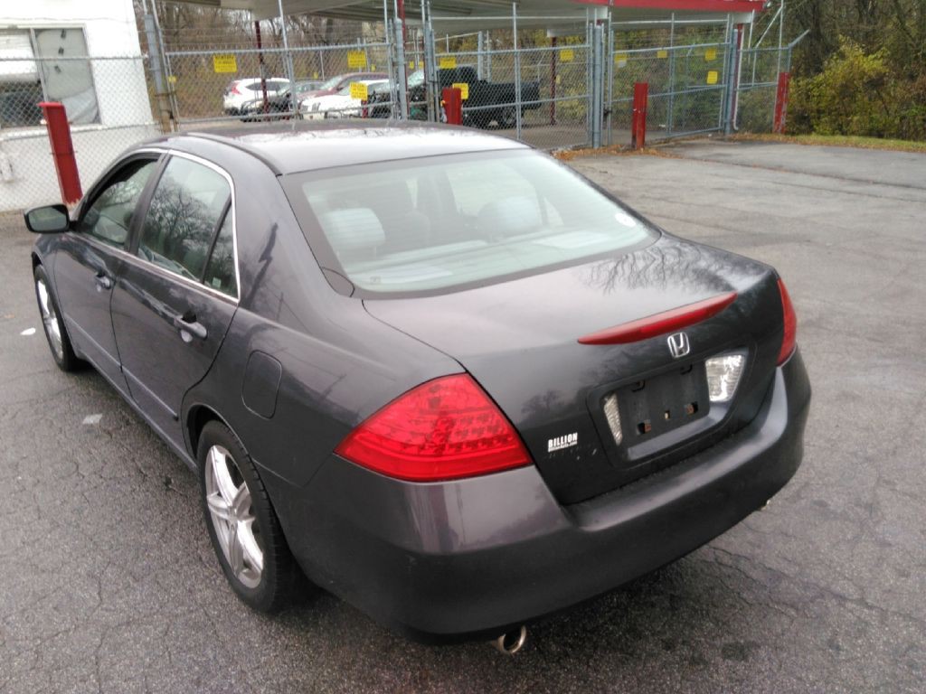 2007 Honda Accord Image 15