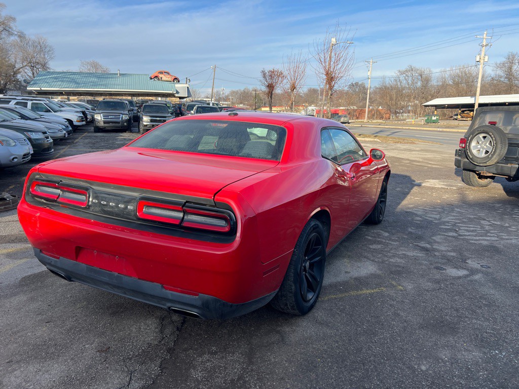 2015 Dodge Challenger Image 5