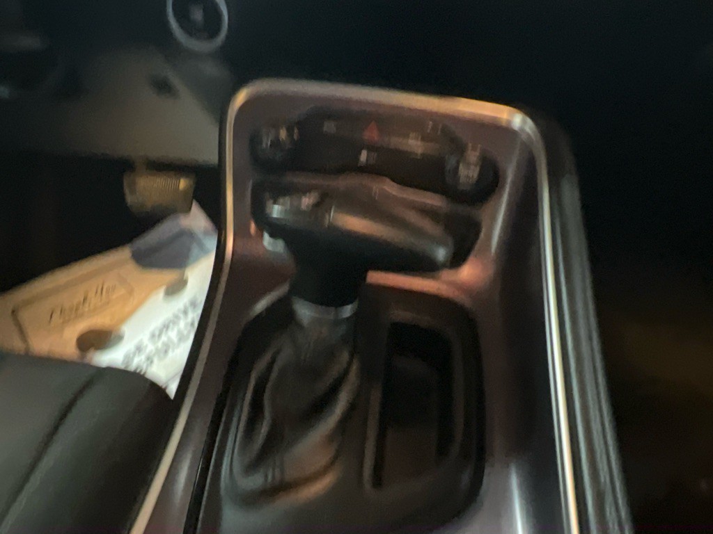 2015 Dodge Challenger Image 7