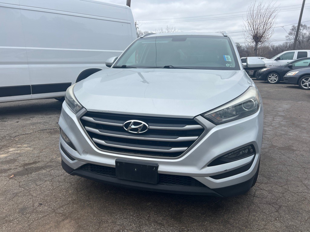 2017 Hyundai Tucson Image 1