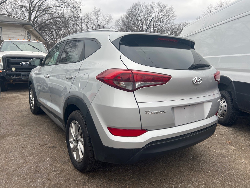 2017 Hyundai Tucson Image 6