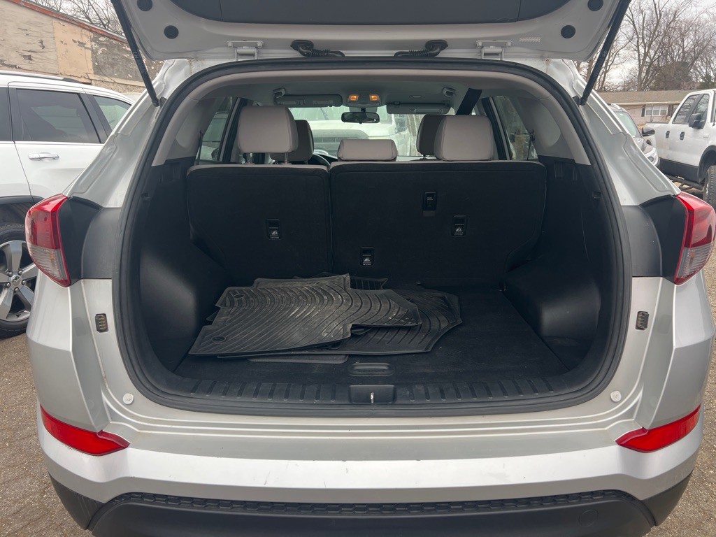 2017 Hyundai Tucson Image 7
