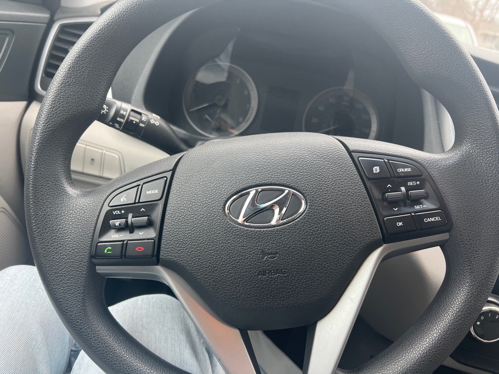 2017 Hyundai Tucson Image 16