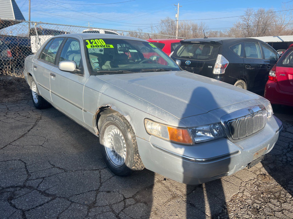 2000 Mercury Grand Marquis Image 3