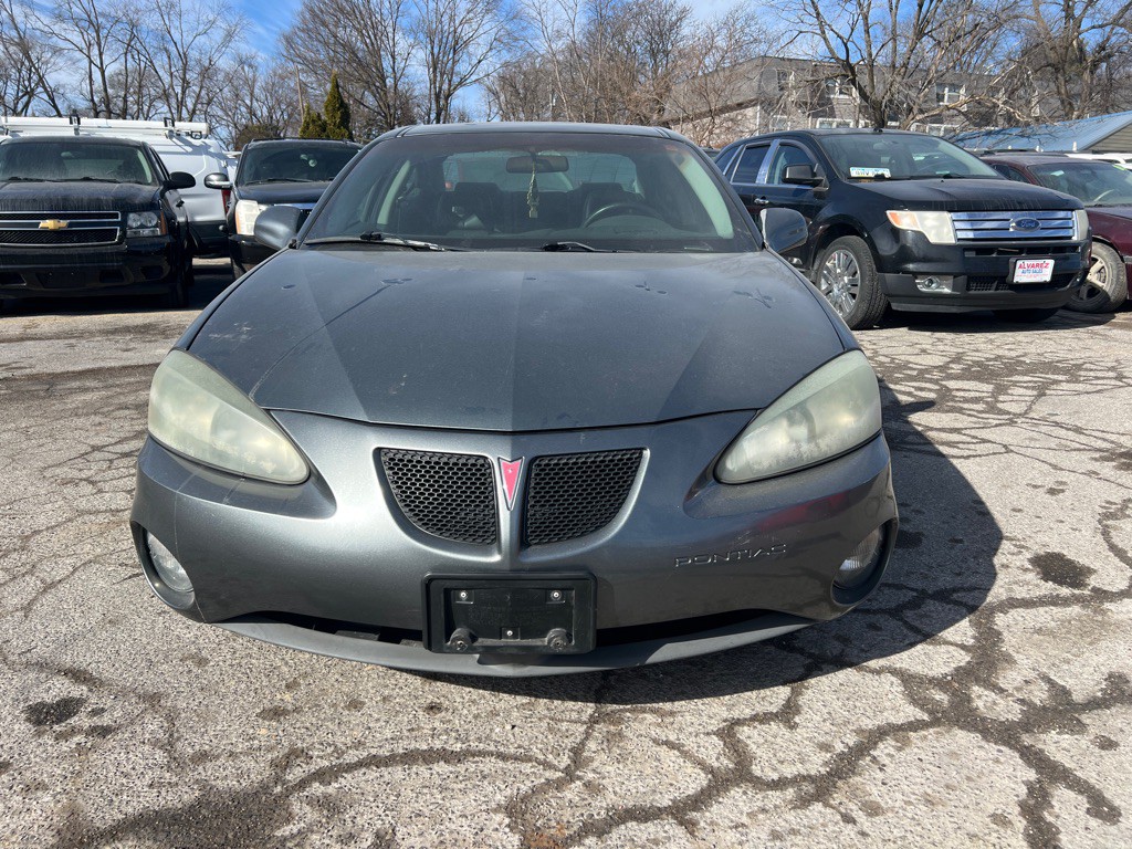 2004 Pontiac Grand Prix Image 1