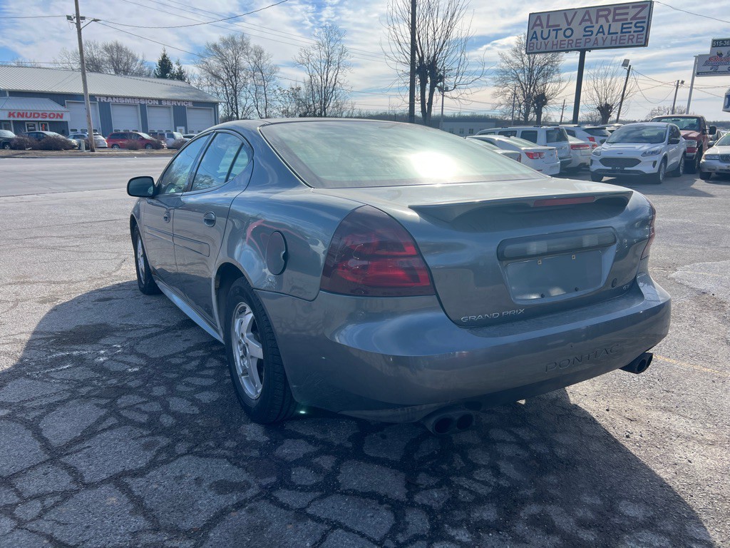 2004 Pontiac Grand Prix Image 6