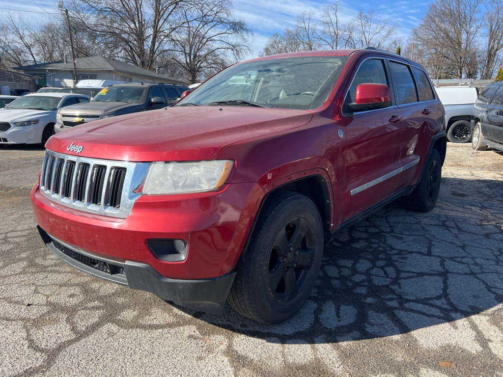 2011 Jeep Grand Cherokee Image 2