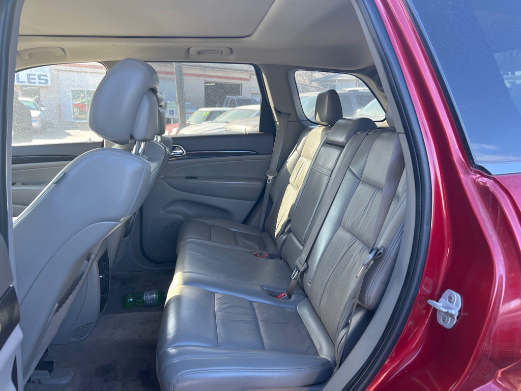 2011 Jeep Grand Cherokee Image 10