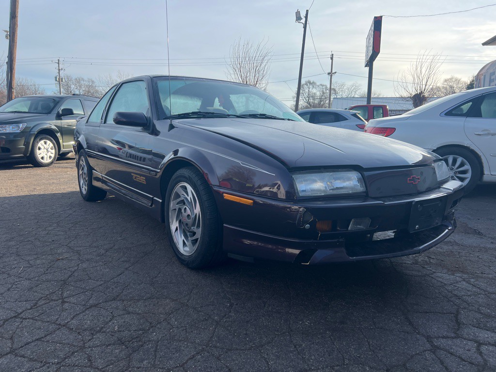 1996 Chevrolet Beretta Image 3