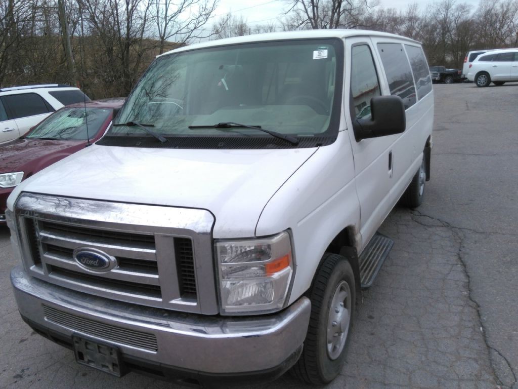 2012 Ford Econoline Image 1