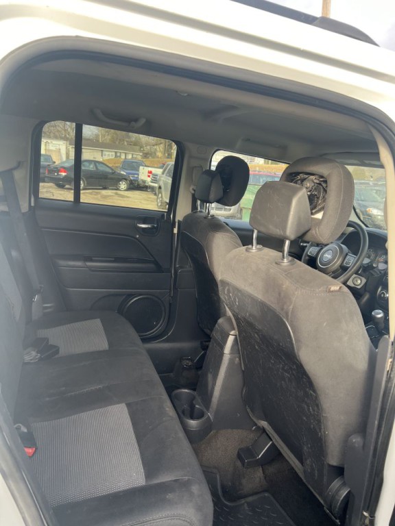 2016 Jeep Patriot Image 3