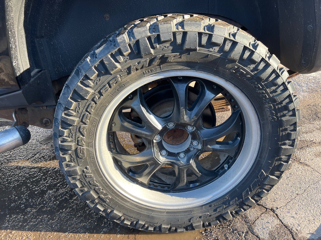 2006 HUMMER H3 Image 9