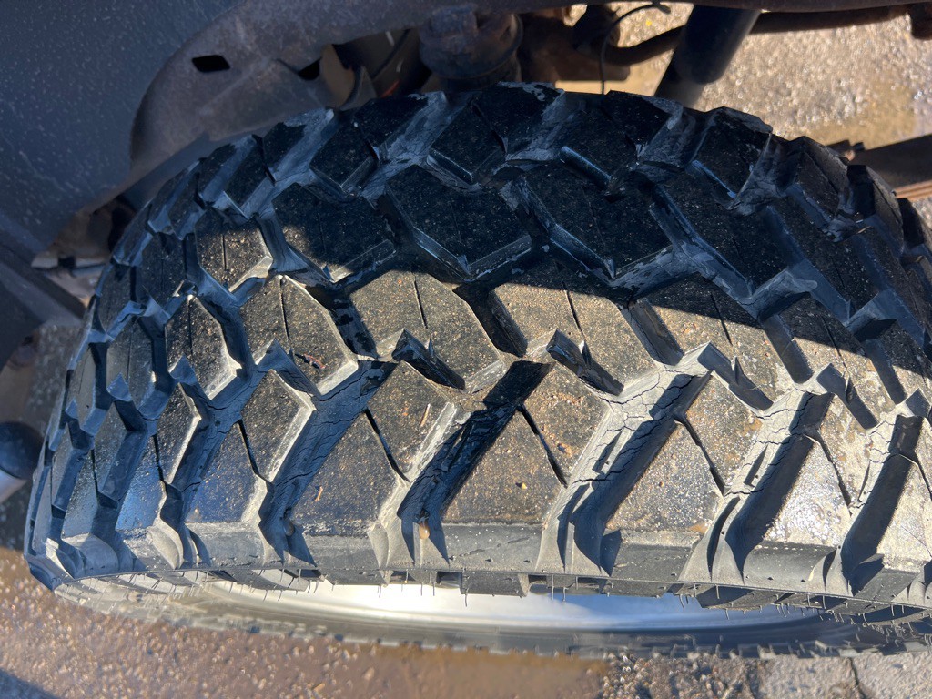 2006 HUMMER H3 Image 11