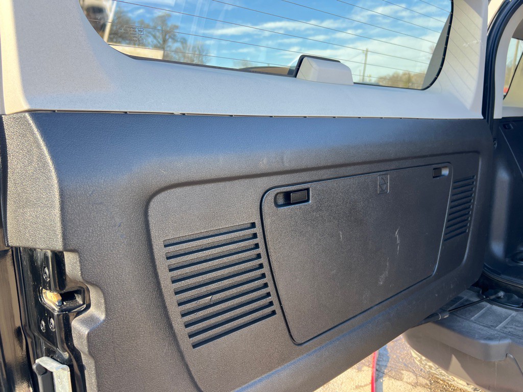 2006 HUMMER H3 Image 13