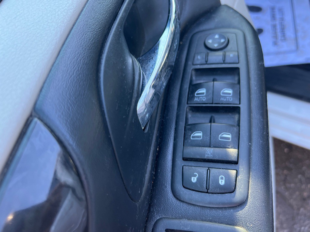 2013 Dodge Grand Caravan Image 4