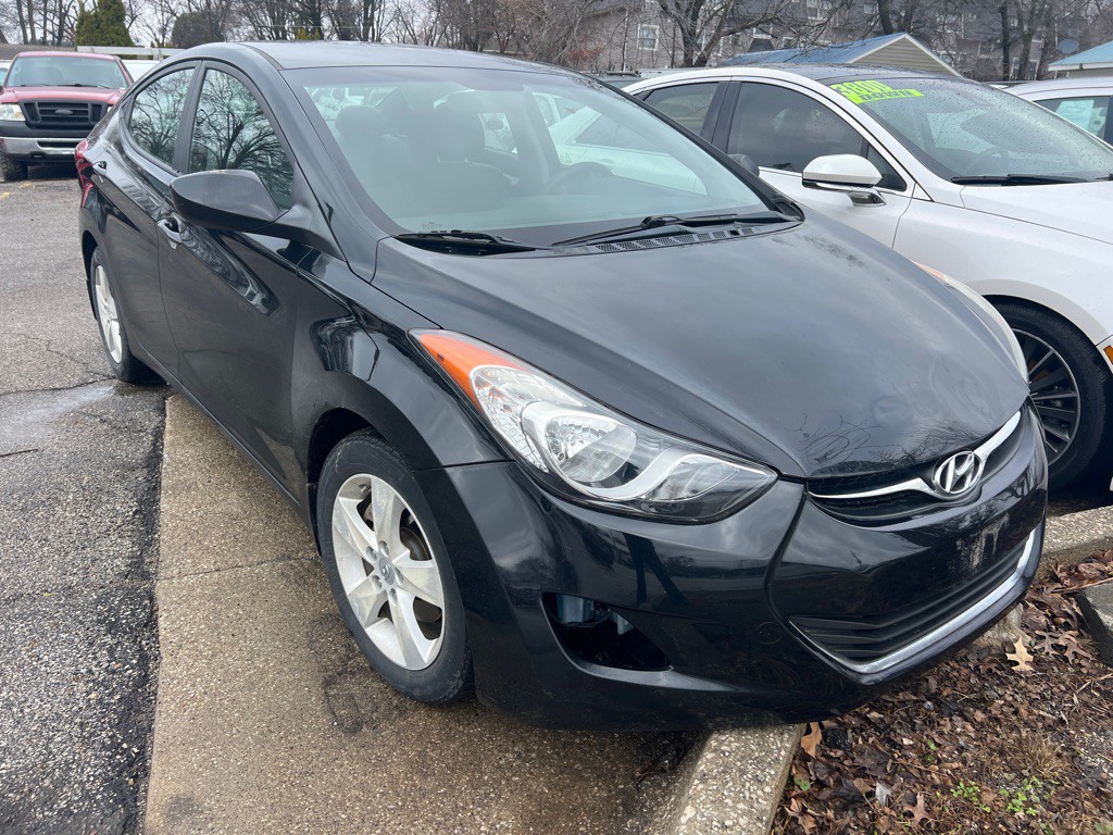2012 Hyundai Elantra Image 3