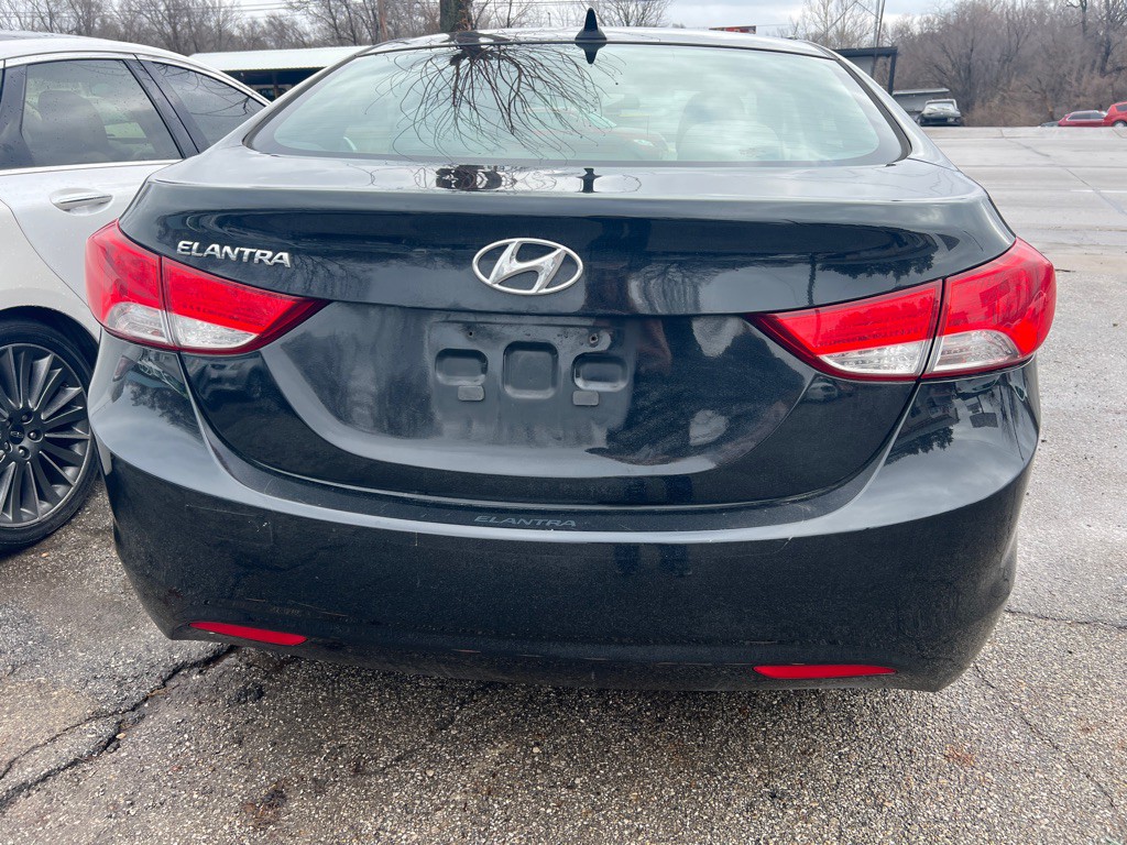 2012 Hyundai Elantra Image 4