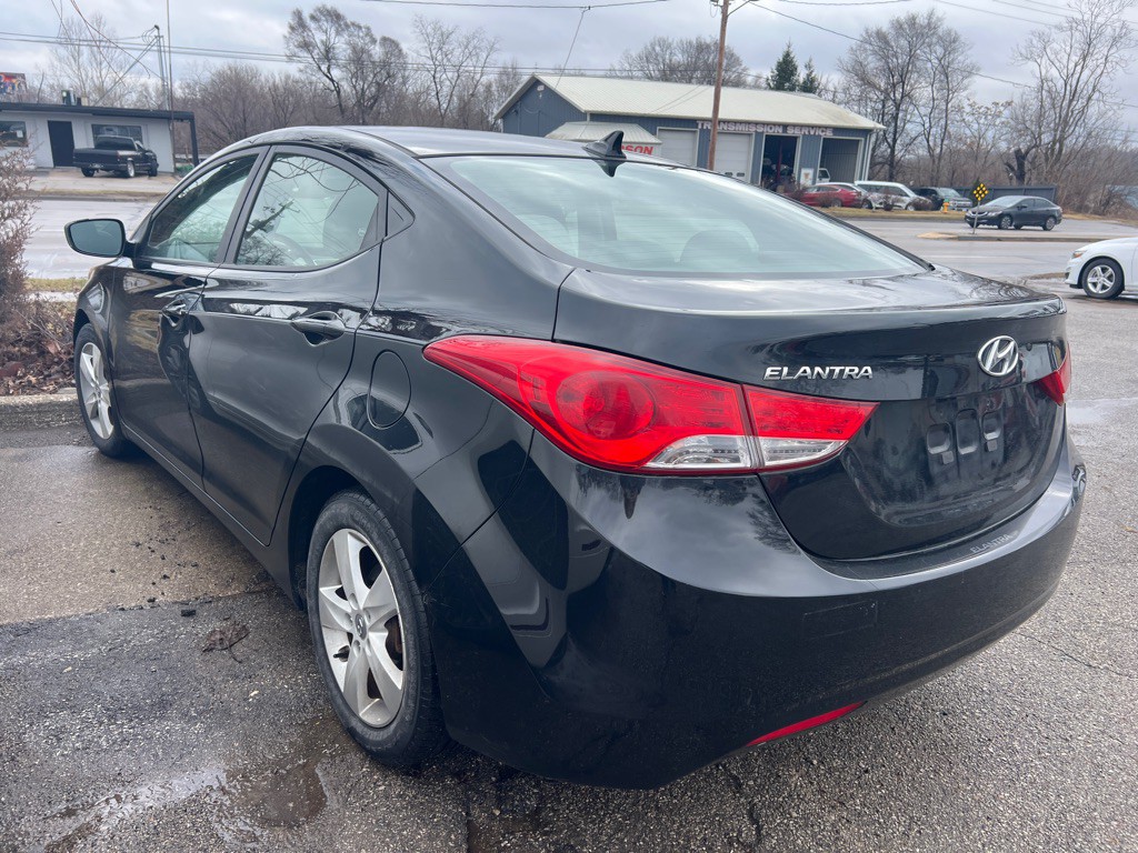 2012 Hyundai Elantra Image 5