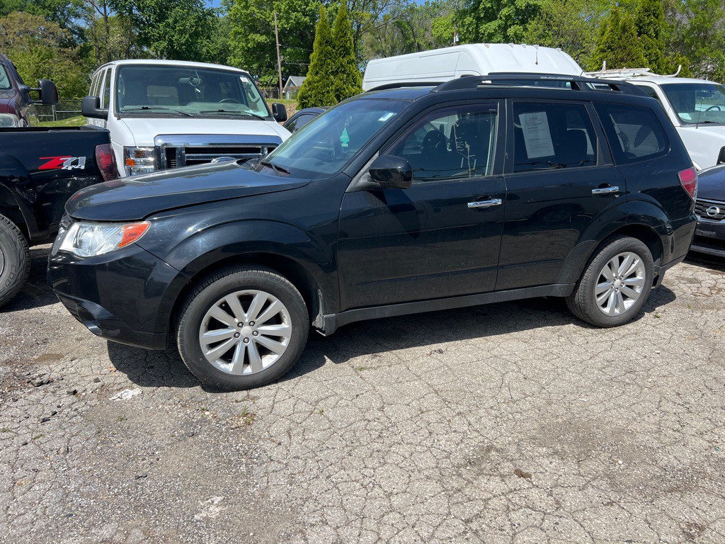 2012 Subaru Forester Image 2