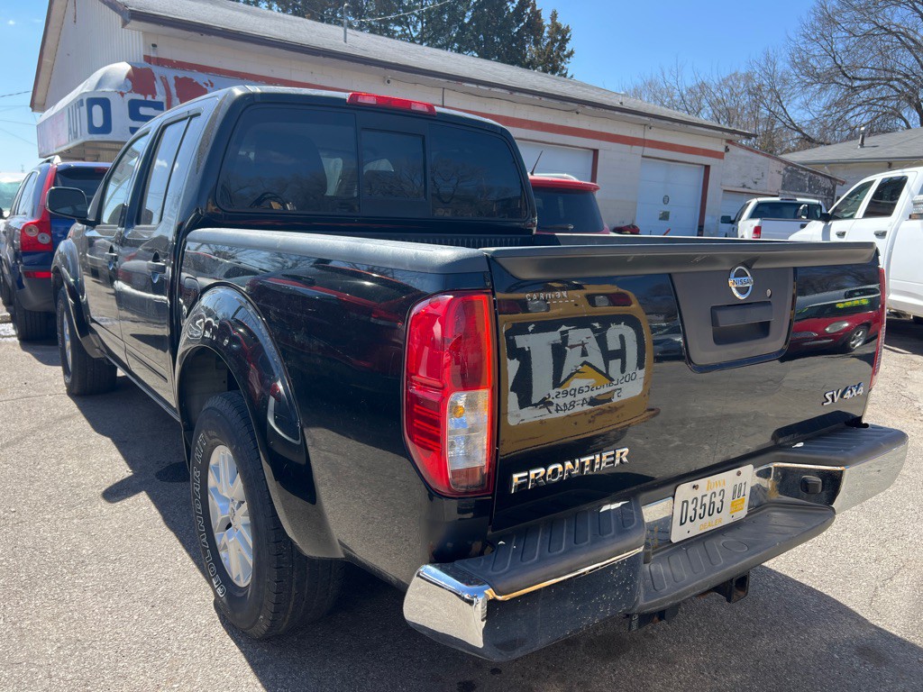 2015 Nissan Frontier Image 3