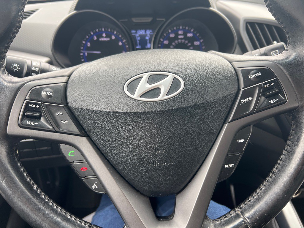 2014 Hyundai Veloster Image 17