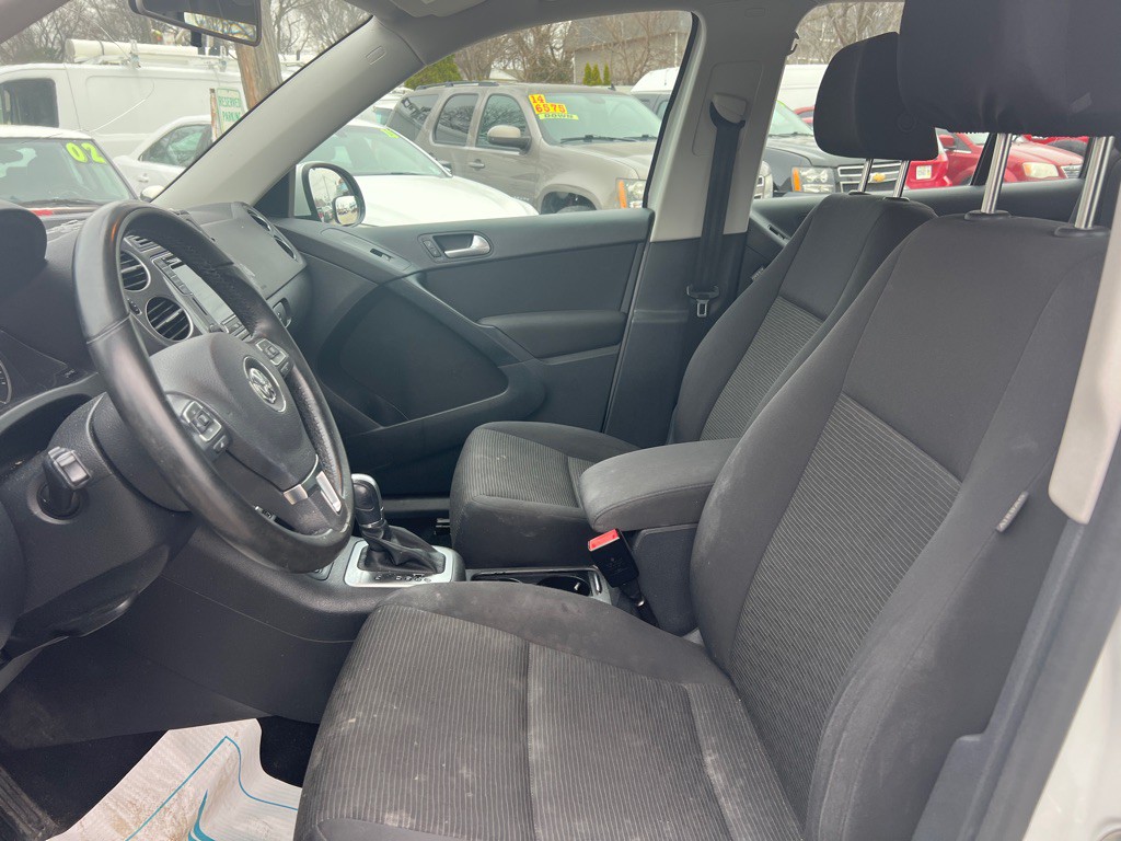 2017 Volkswagen Tiguan Image 20