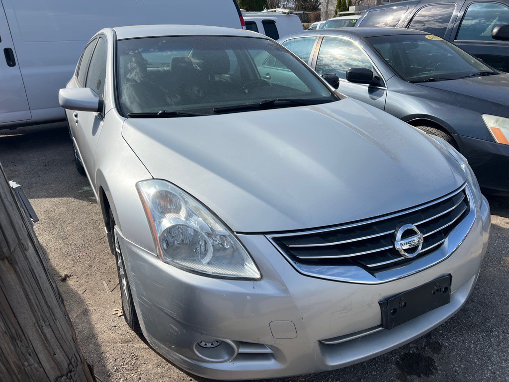 2011 Nissan Altima Image 3