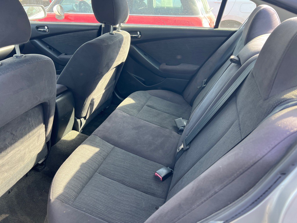 2011 Nissan Altima Image 6