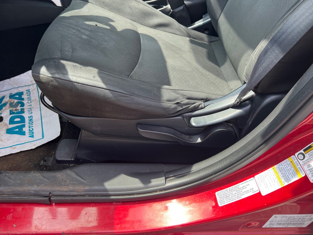 2013 Mitsubishi Outlander Image 17