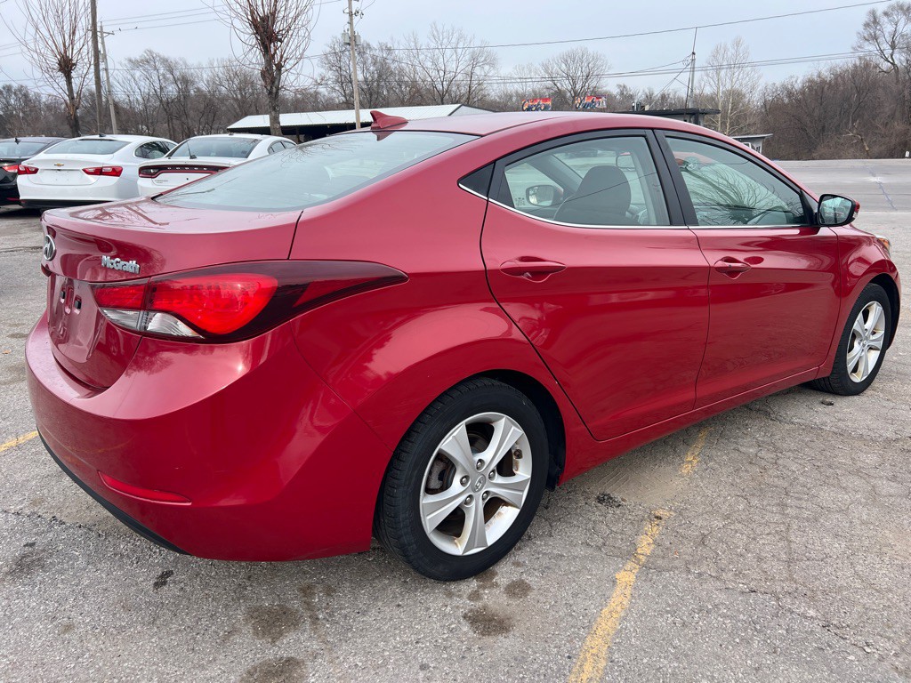 2016 Hyundai Elantra Image 6