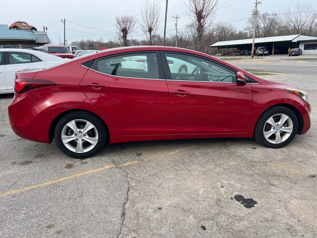 2016 Hyundai Elantra Image 7