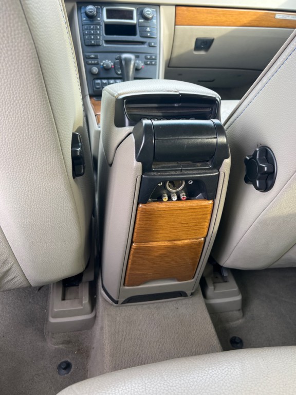 2006 Volvo XC90 Image 14