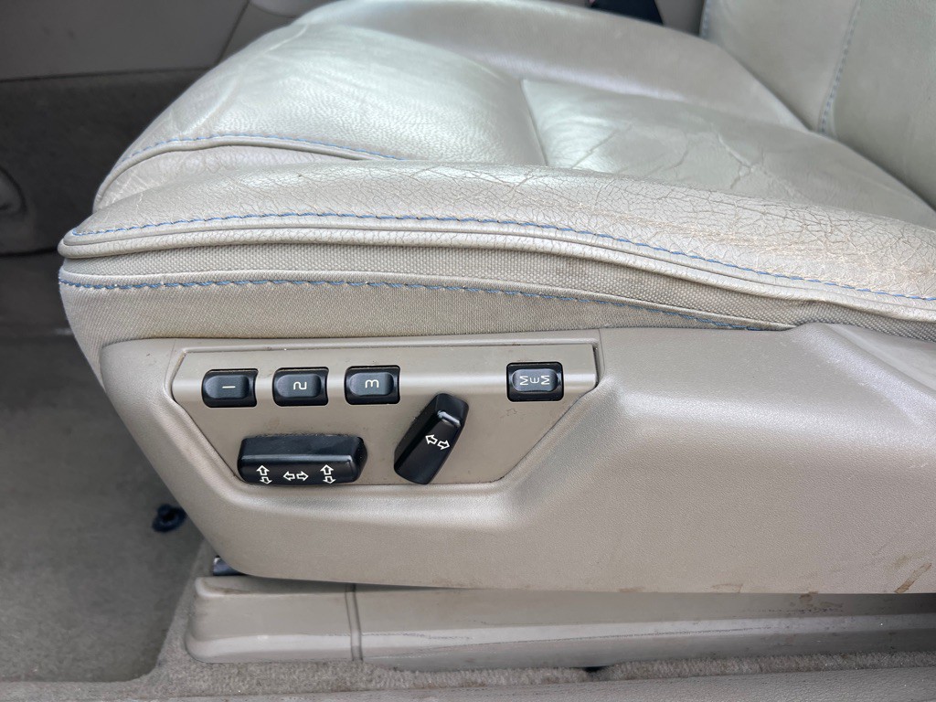 2006 Volvo XC90 Image 18