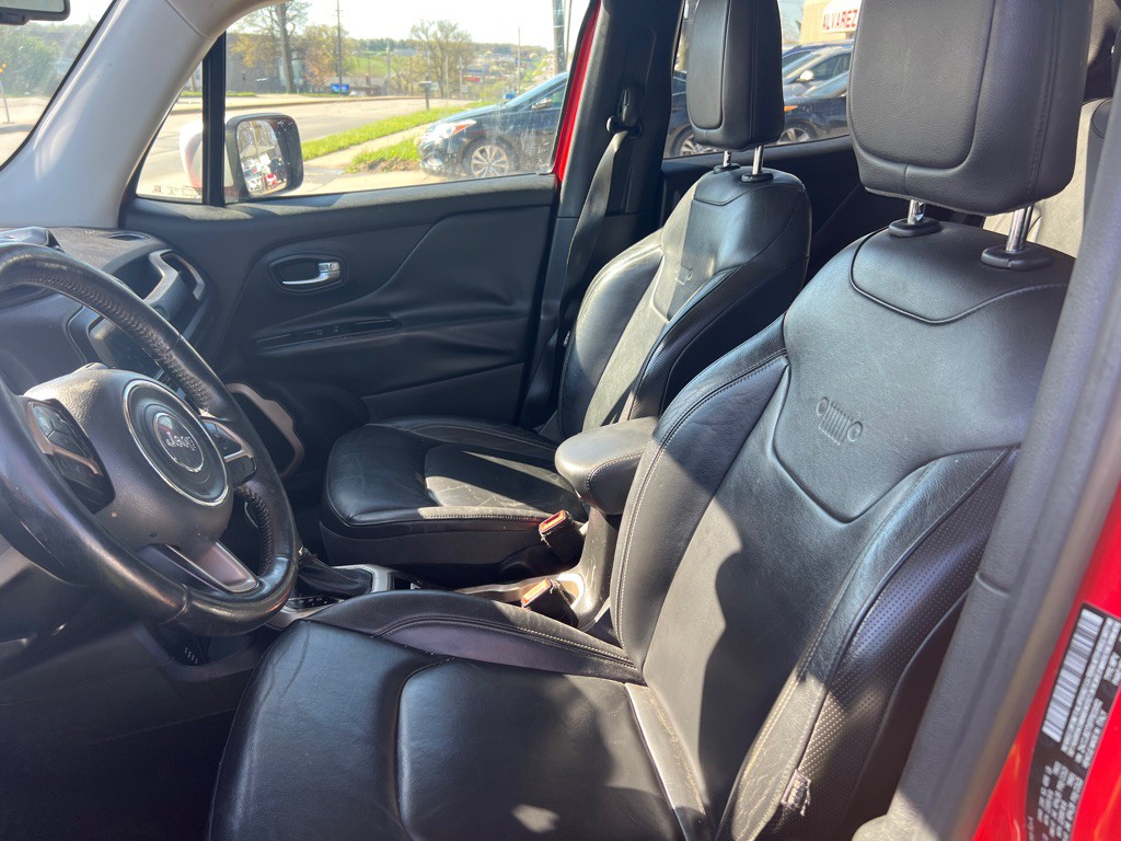 2015 Jeep Renegade Image 13