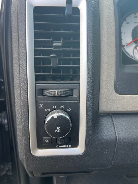 2012 Dodge Ram 1500 Image 20