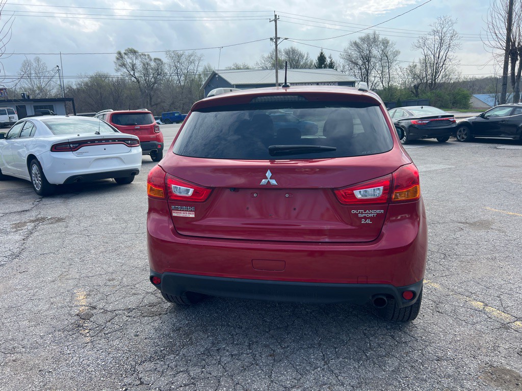 2015 Mitsubishi Outlander Image 5