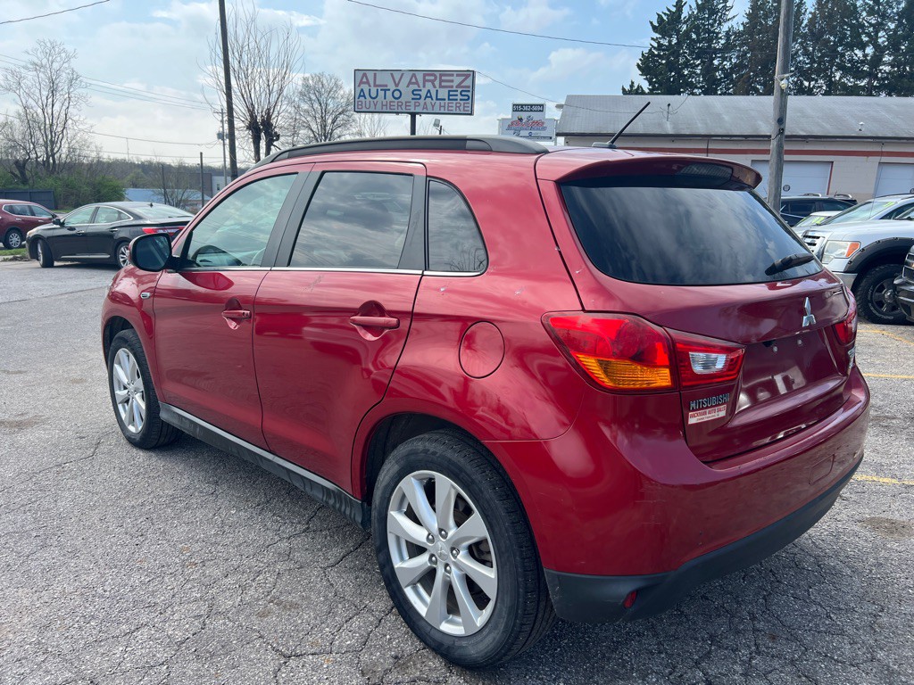 2015 Mitsubishi Outlander Image 7