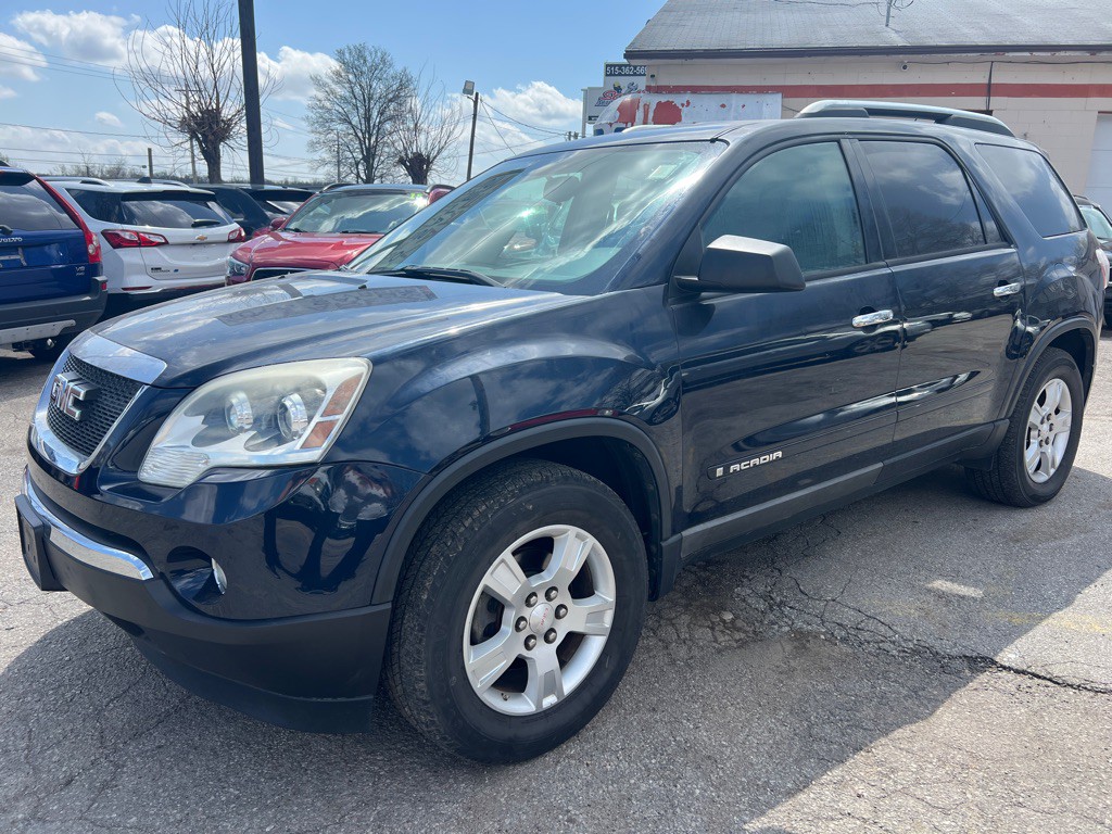 2008 GMC Acadia Image 2