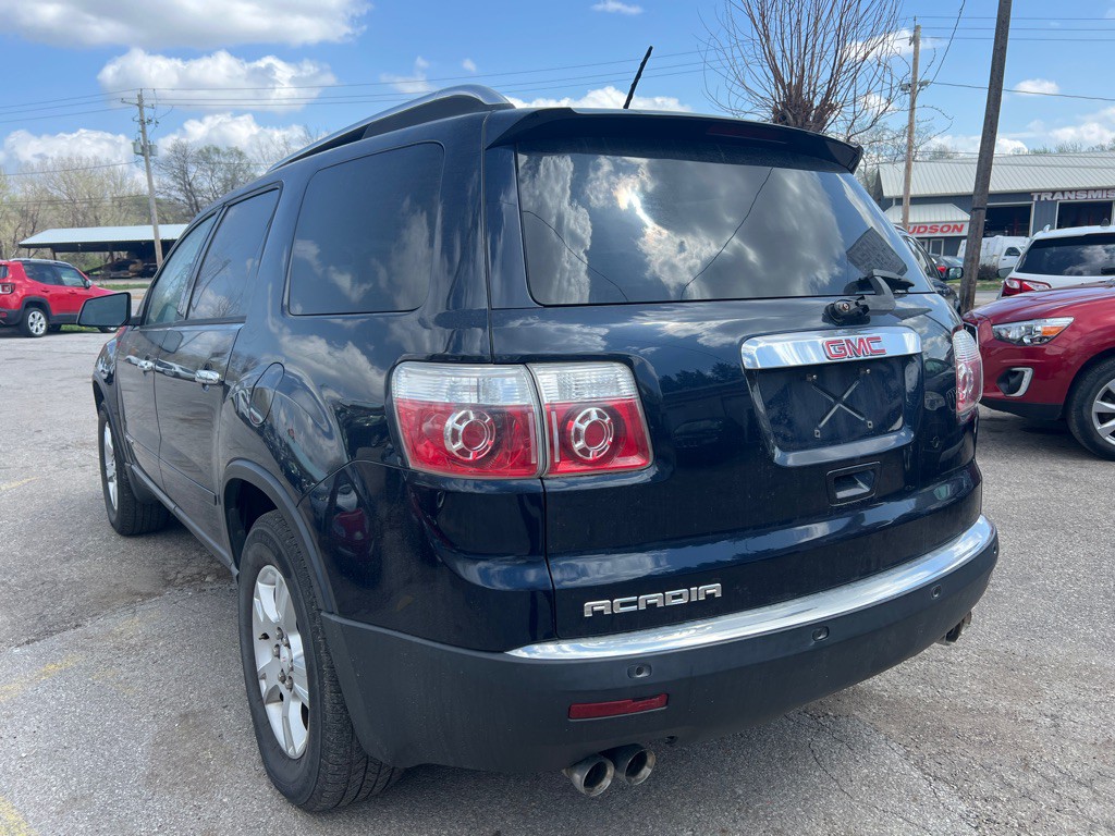 2008 GMC Acadia Image 7