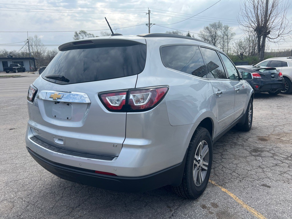 2017 Chevrolet Traverse Image 7