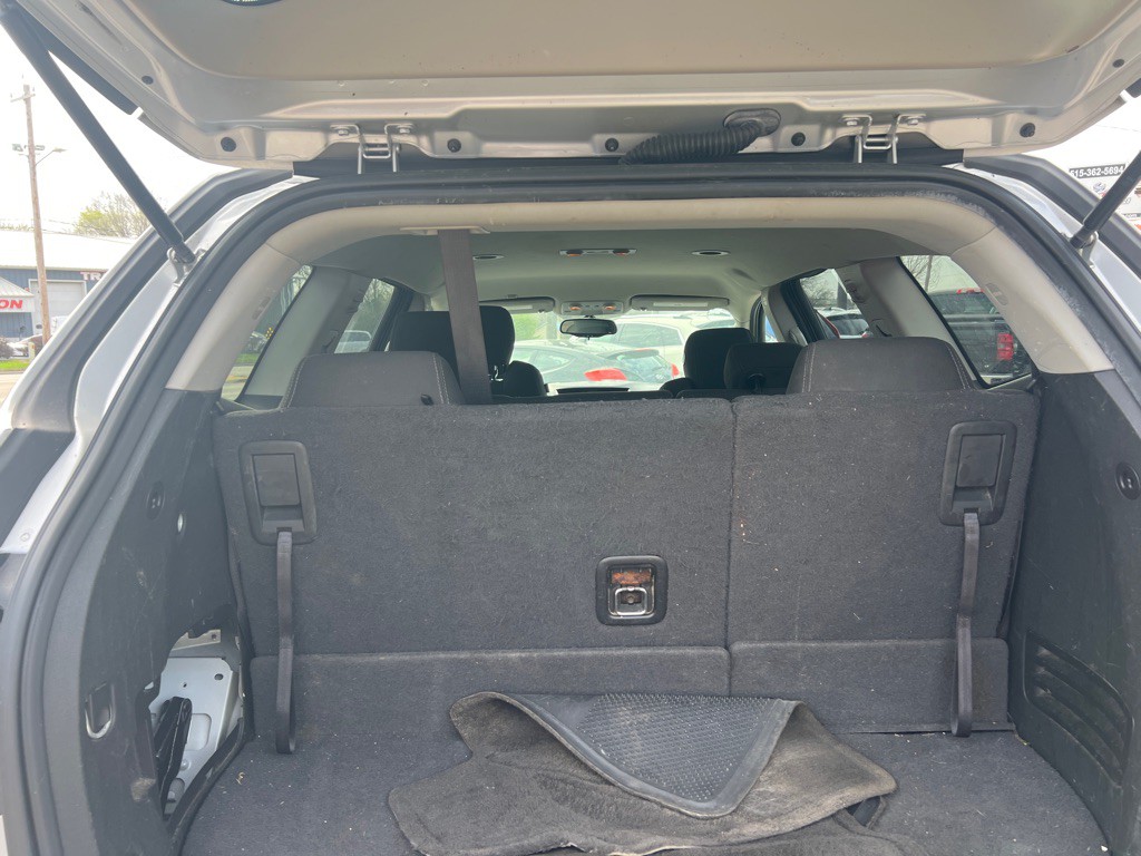 2017 Chevrolet Traverse Image 11