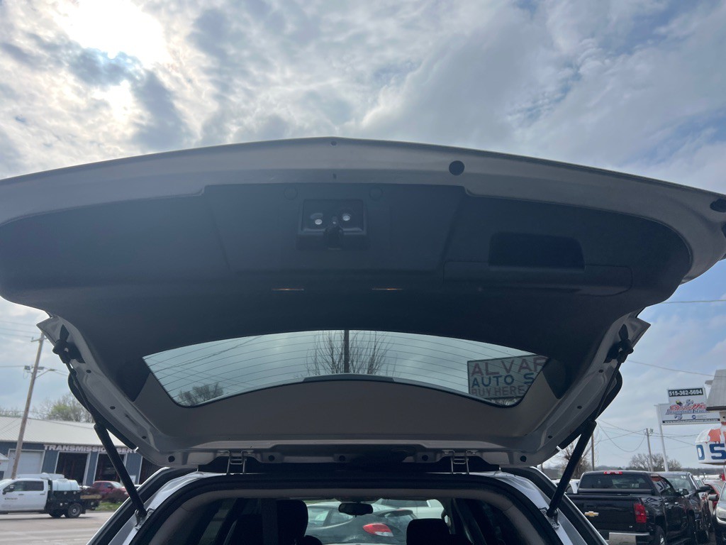 2017 Chevrolet Traverse Image 12