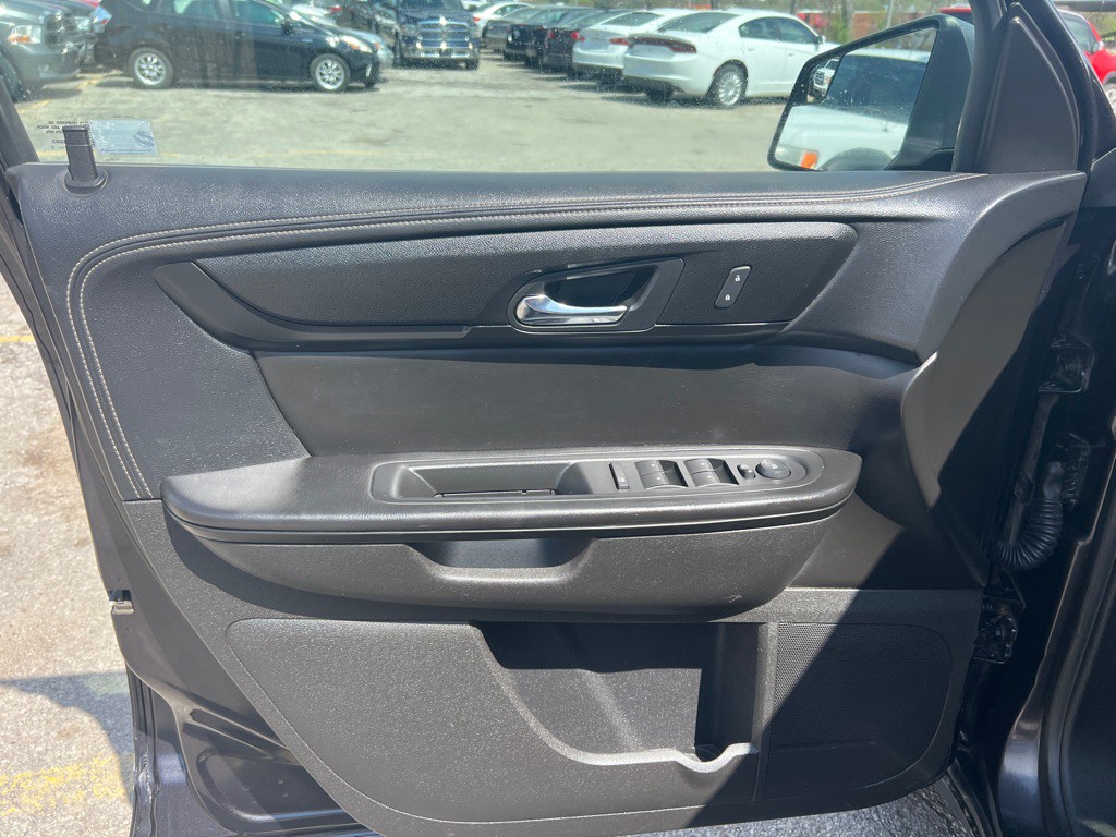 2013 GMC Acadia Image 18