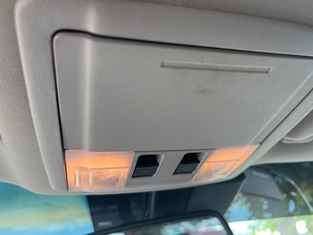 2011 Ford Taurus Image 22