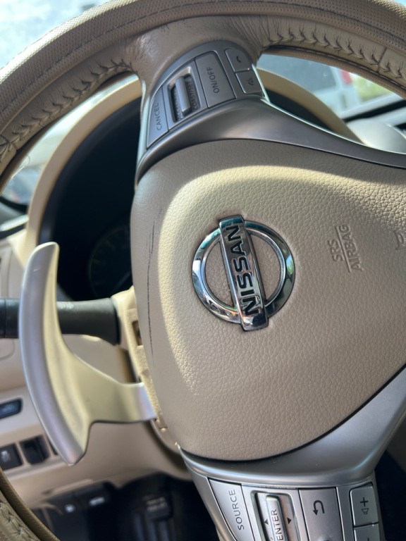 2017 Nissan Altima Image 14