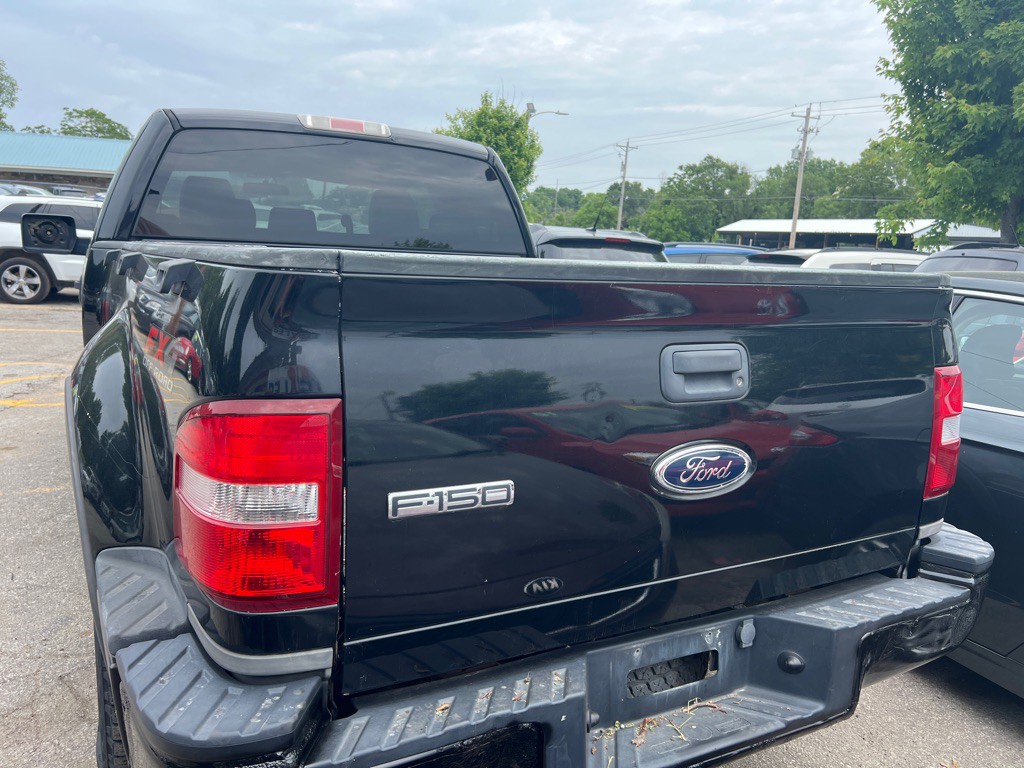 2004 Ford F-150 Image 4