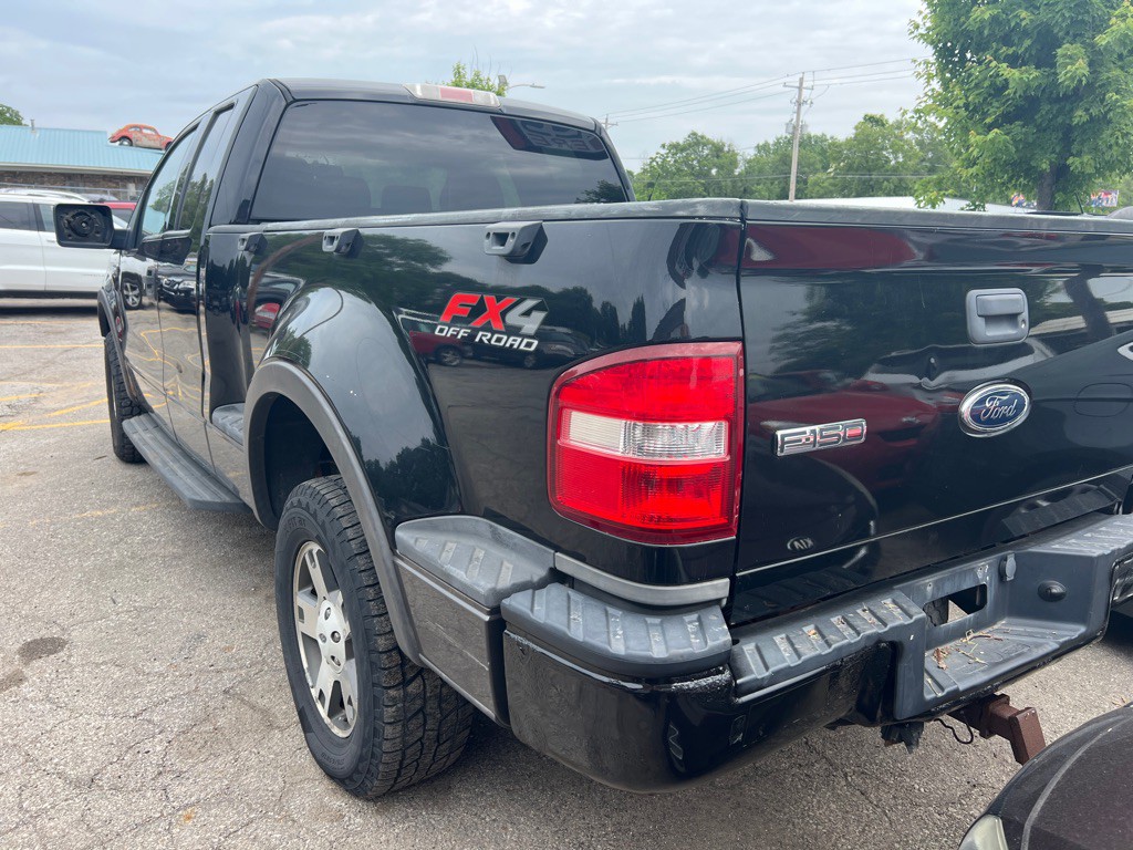 2004 Ford F-150 Image 5