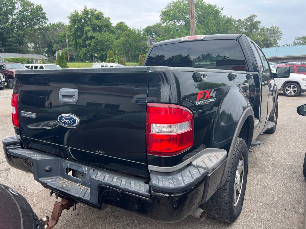 2004 Ford F-150 Image 6