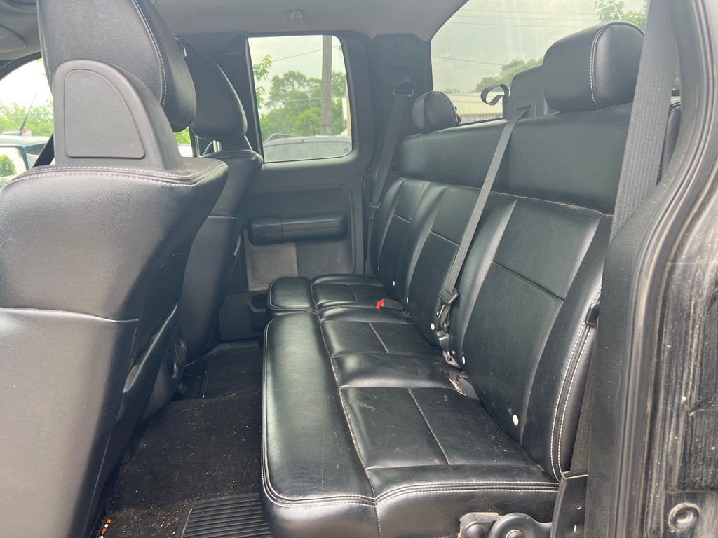 2004 Ford F-150 Image 8