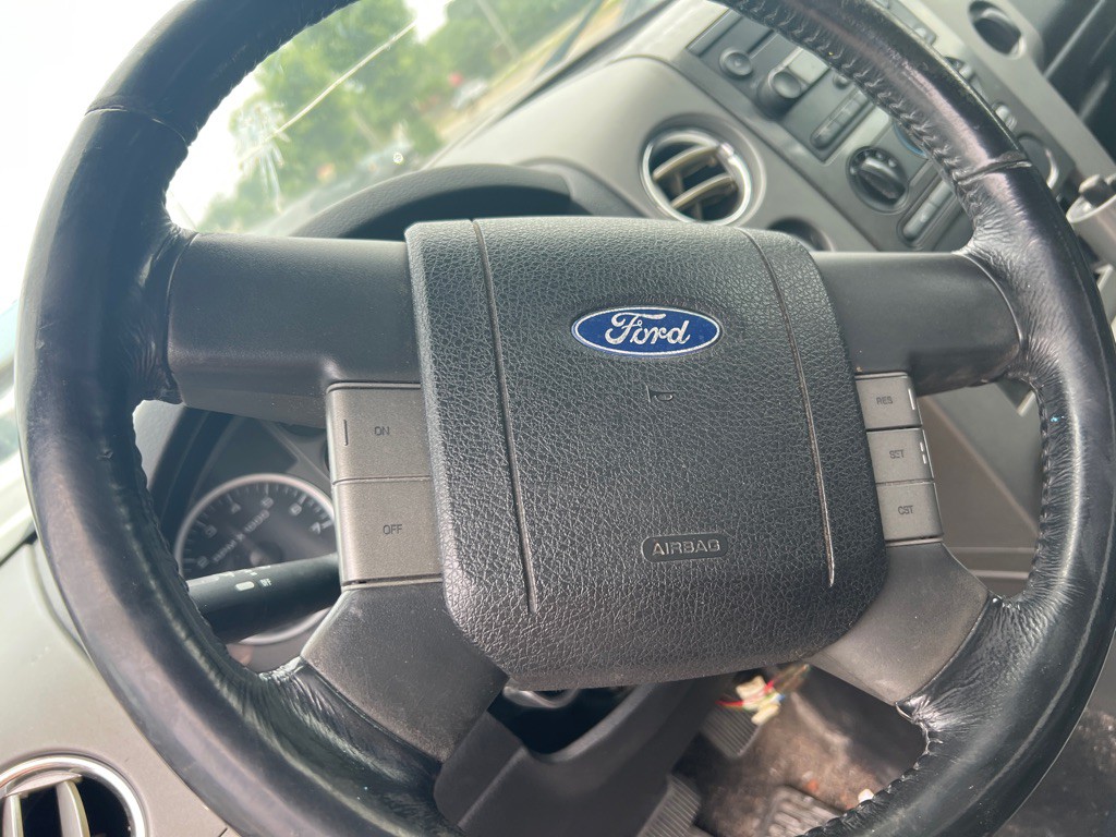 2004 Ford F-150 Image 14